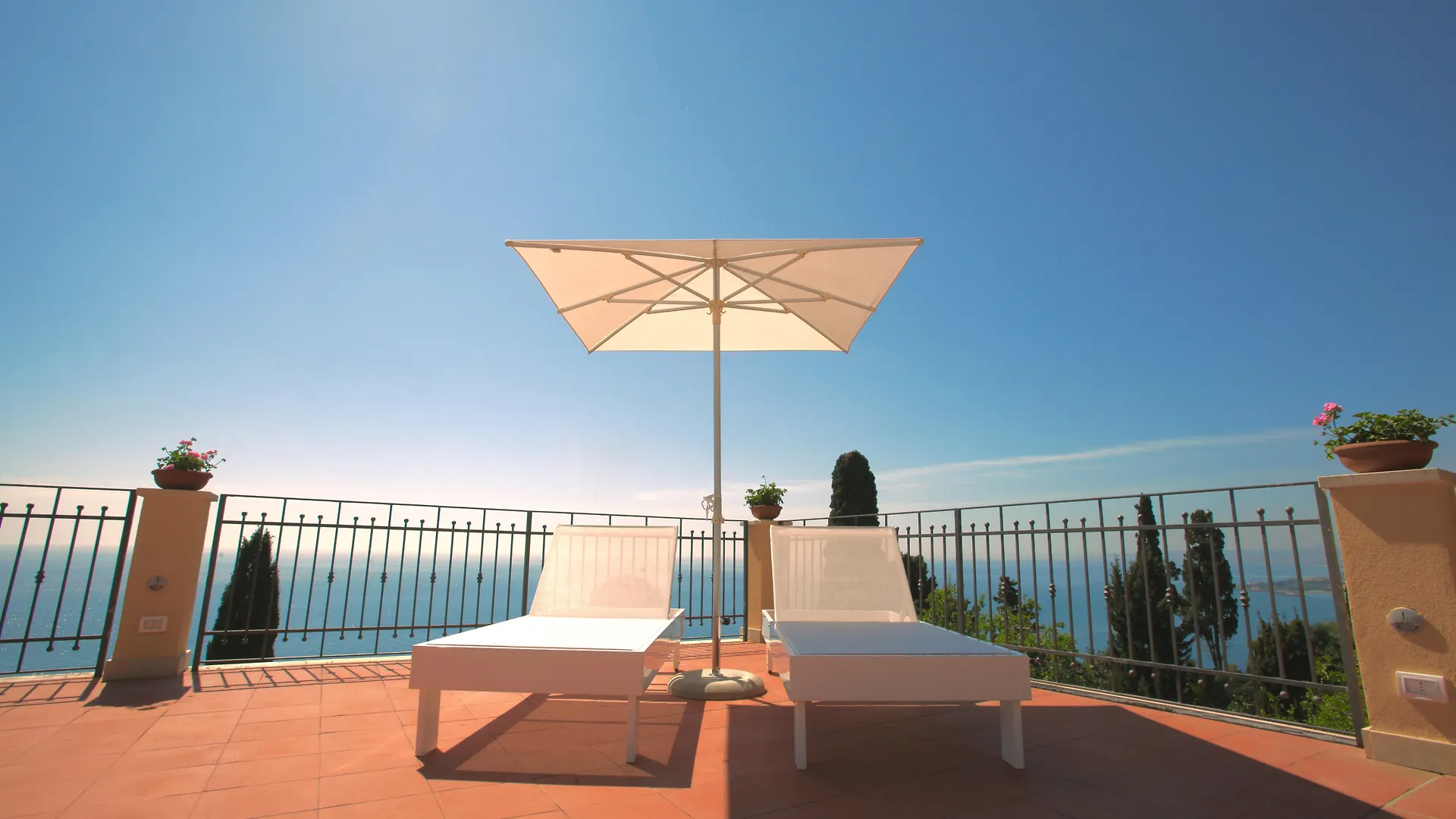 Grand Hotel San Pietro Taormina 5*,  Italia