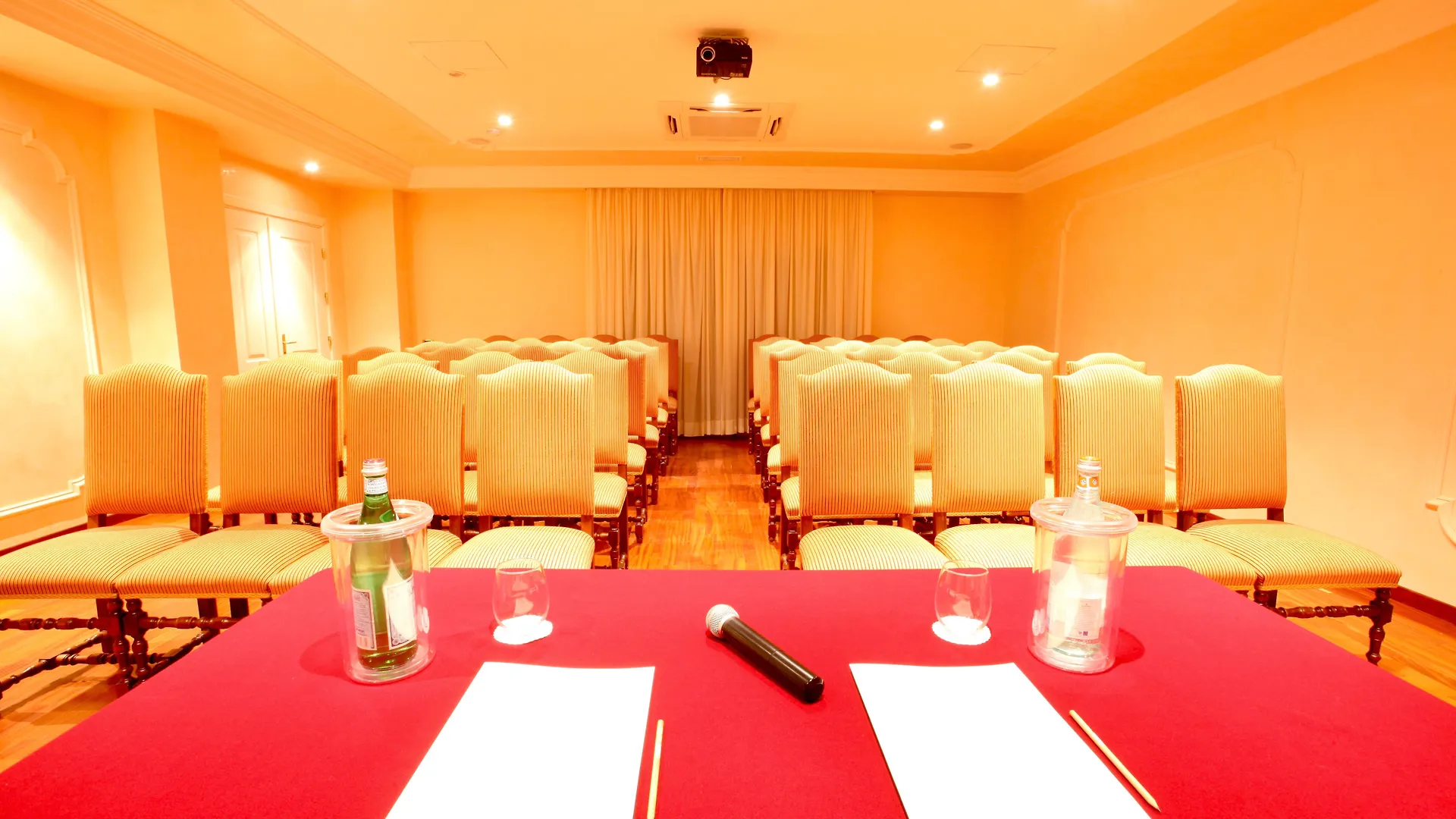 Grand Hotel San Pietro Taormina 5*,